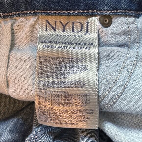 NYDJ Wide Leg Light Wash Cropped Jean with LiftxTuck Technology - size 14 - Picture 4 of 6